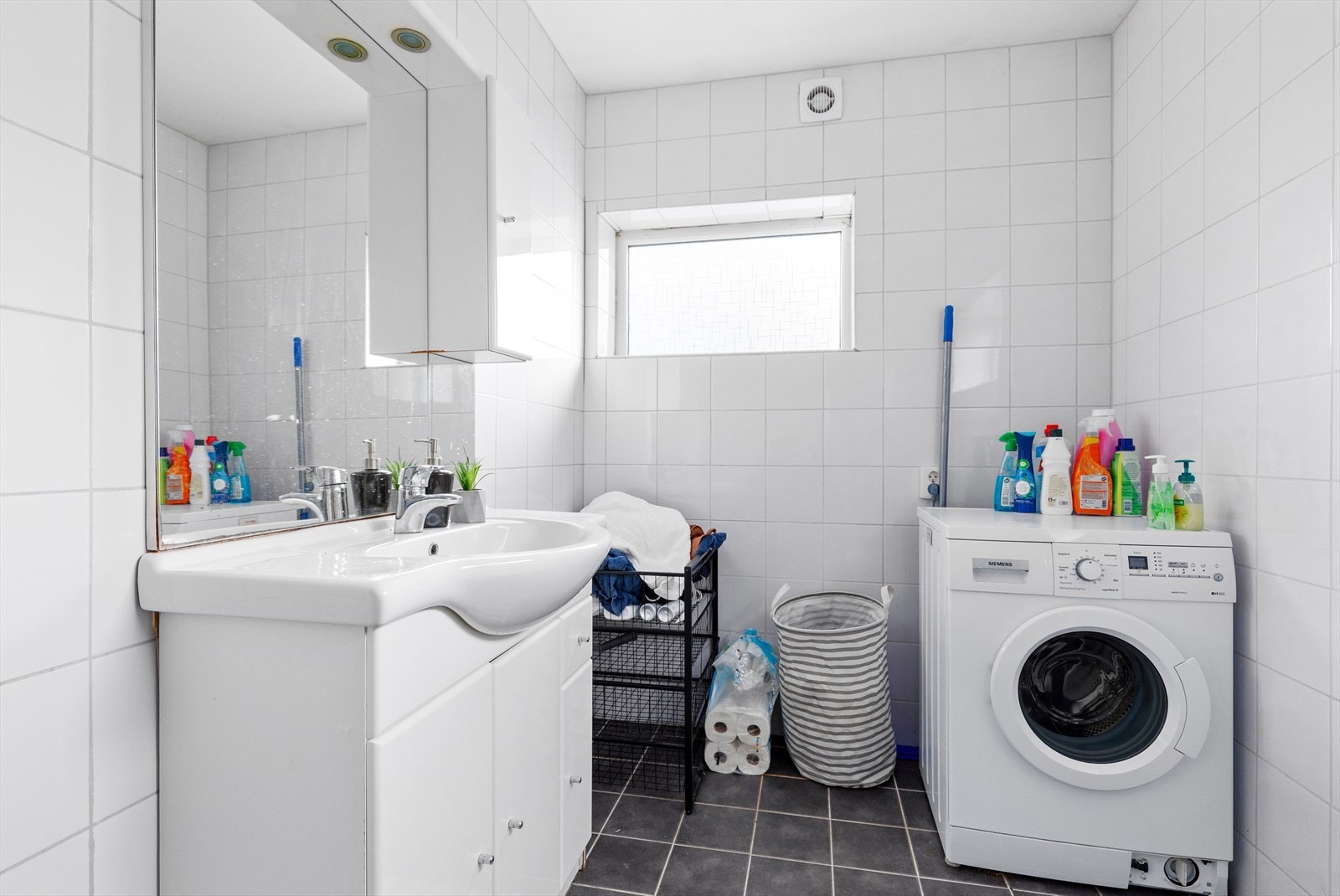 Fliser på vegger og gulv Galleribilde