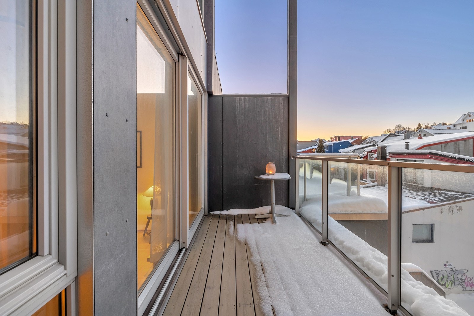 Herfra nytes mange soltimer på ettermiddag og kveld Galleribilde