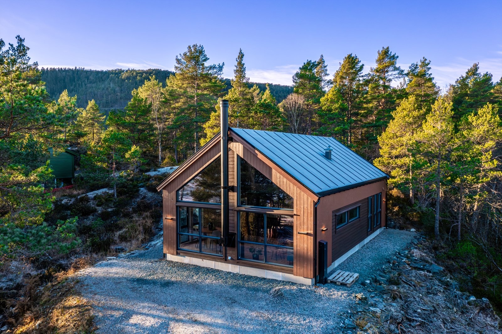 Parkering på egen tomt. Galleribilde