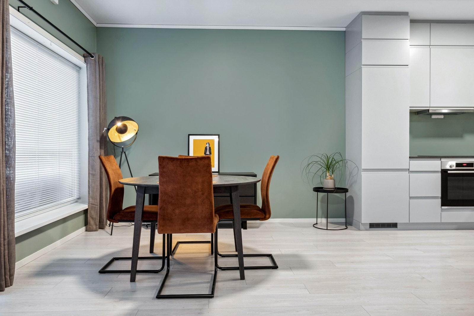 Åpen stue/kjøkken løsning Galleribilde