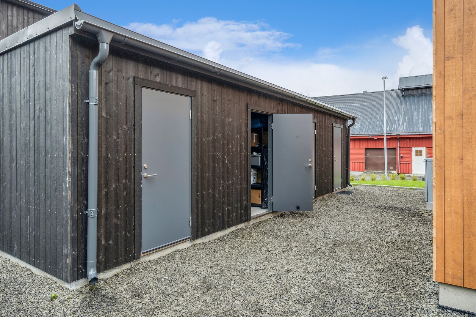 Tilhørende bod. Galleribilde