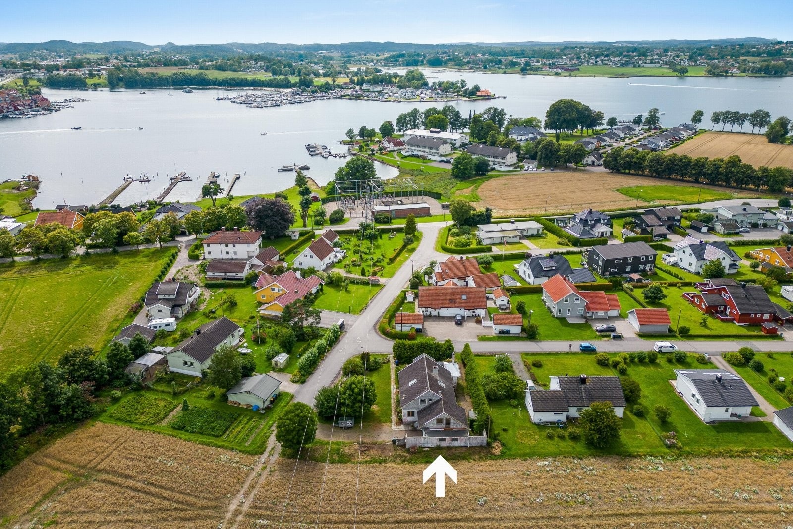 Privatmegleren Tønsberg v/Hanna Sundby har gleden av å presentere Spoveveien 4! Galleribilde