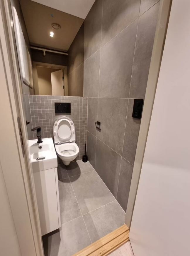 Toalett Galleribilde