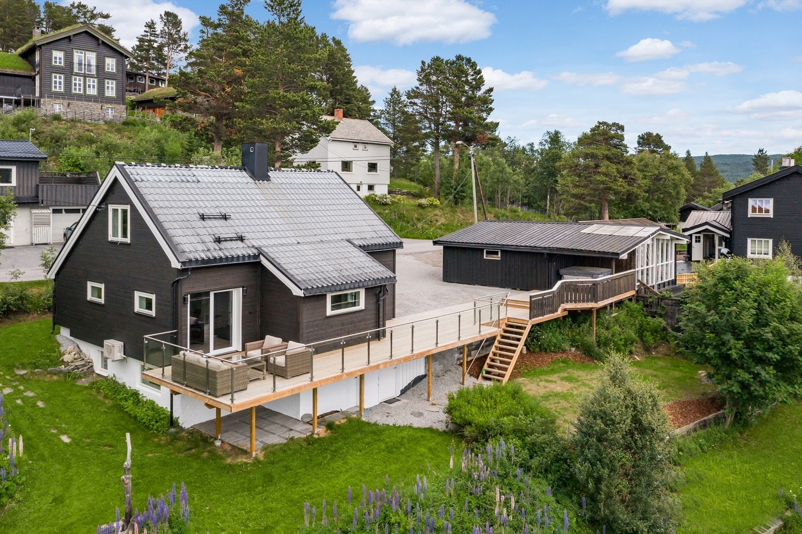 Velkommen til Timrehaugvegen 51 Galleribilde