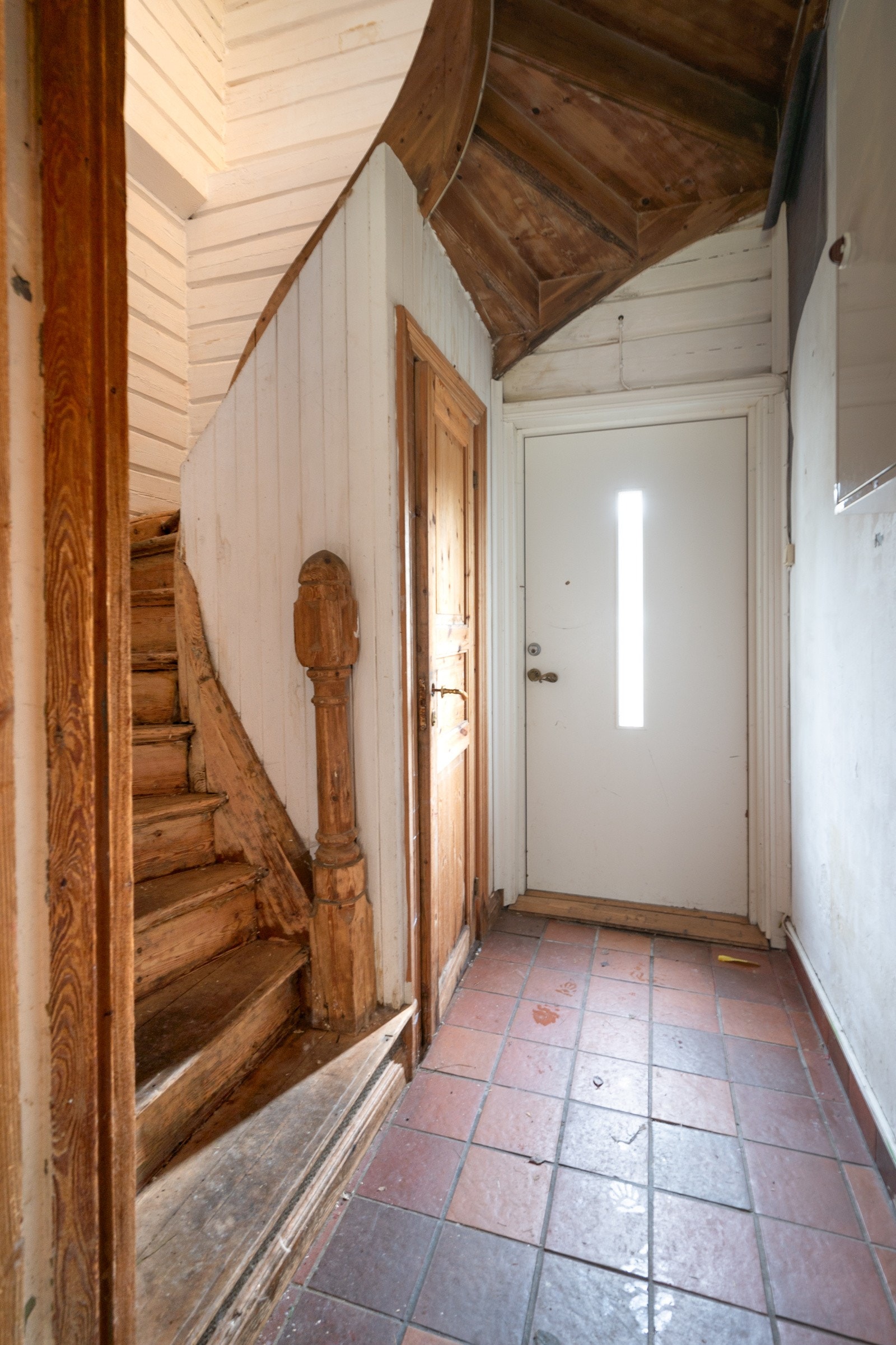 Entré/ trappegang Galleribilde