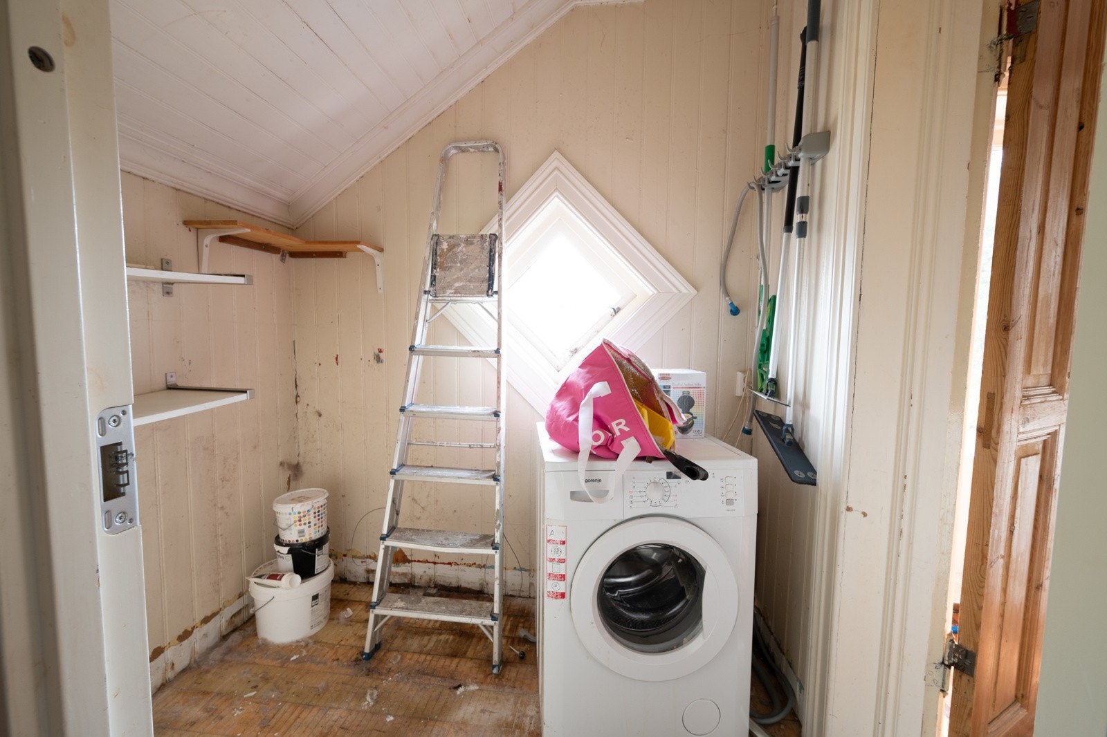 Vaskerom Galleribilde