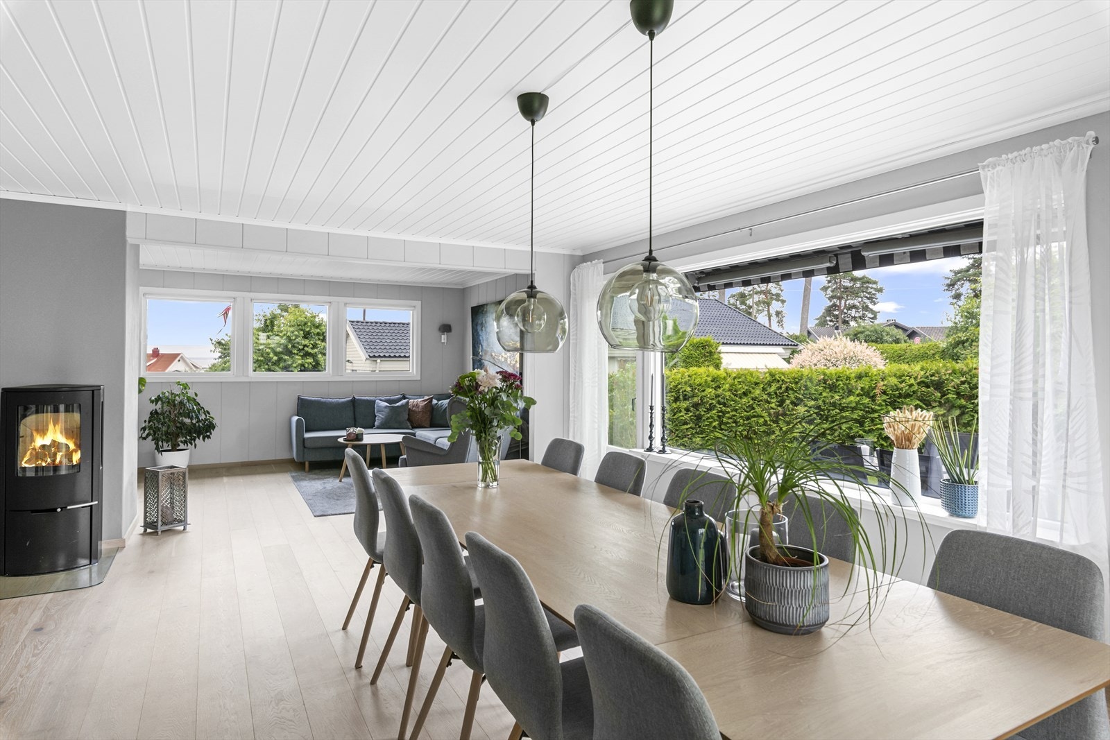 Plass til langbord i stuen Galleribilde
