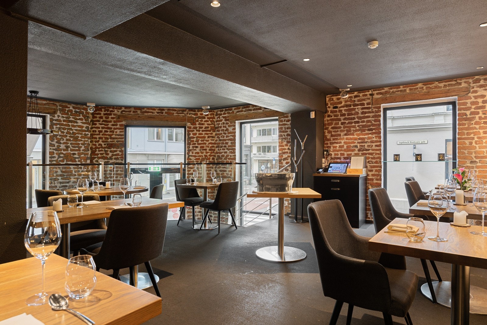 Restaurant CRU vinbar - første etasje Galleribilde