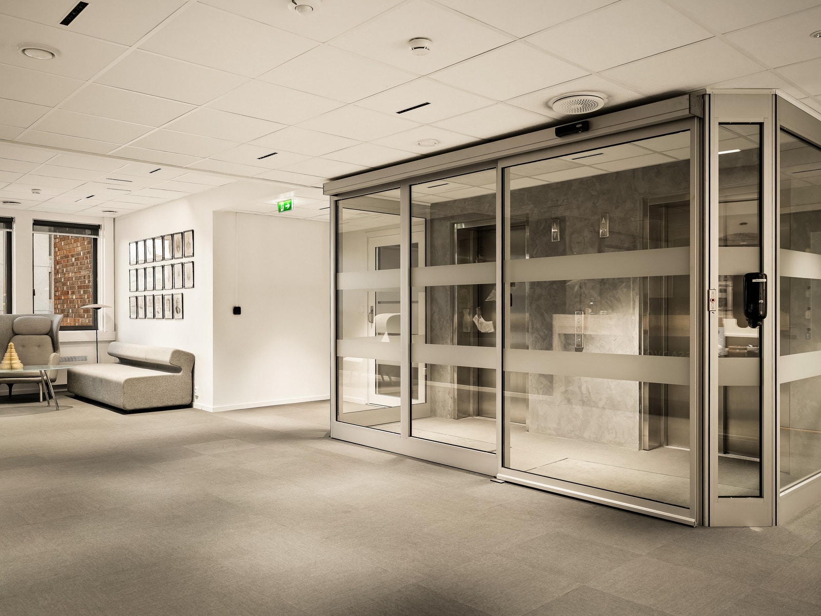 Bygget har selvsagt heisadkomst til alle etasjeplan. Galleribilde