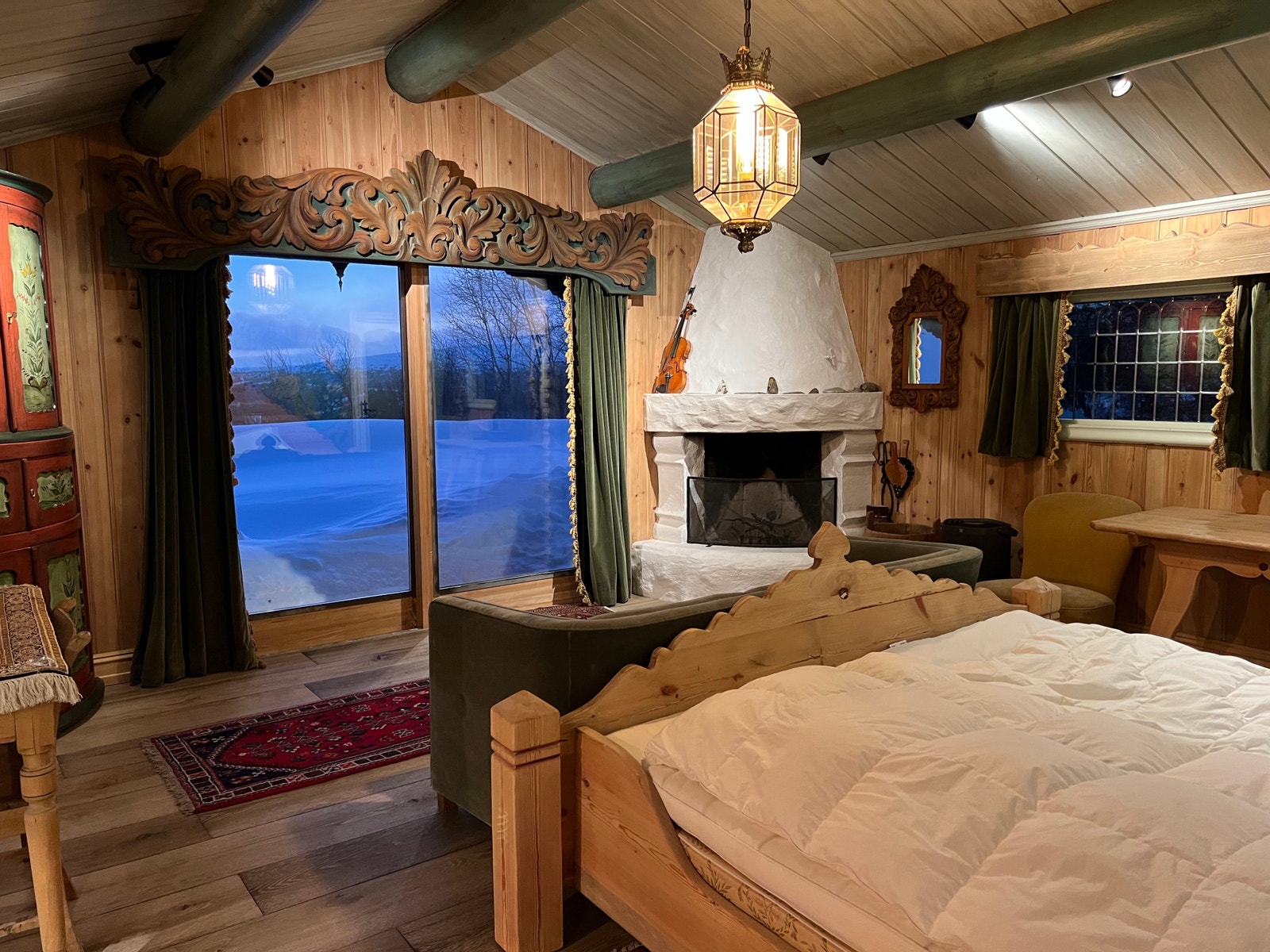 Kongesuiten m/ dobbeltseng 200x170 Galleribilde