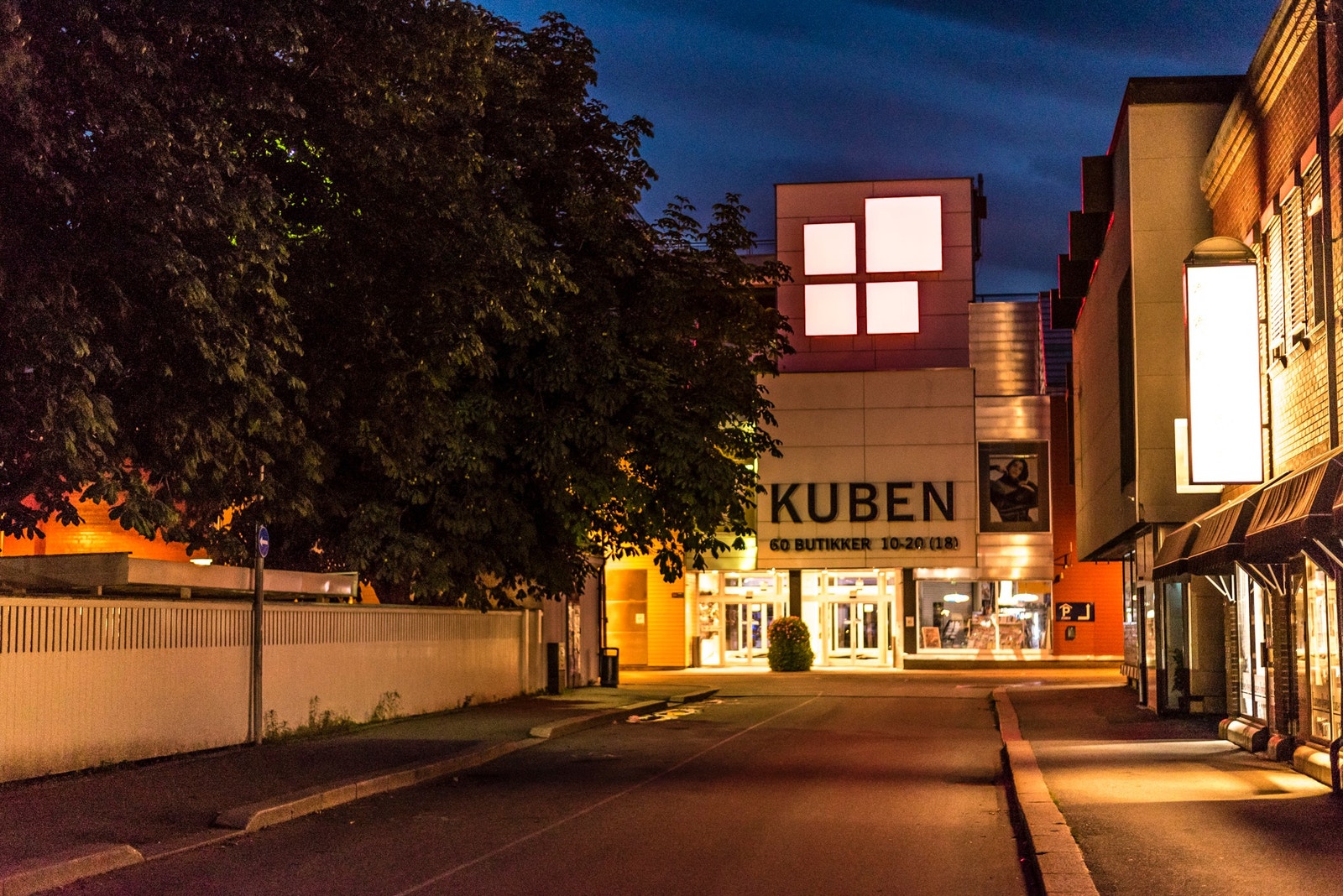 Kjøpesenter Kuben i sentrum Galleribilde