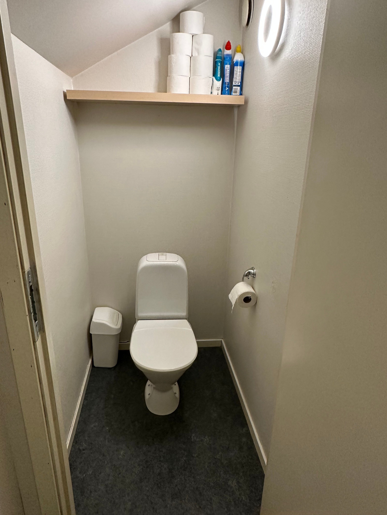 Separat WC Galleribilde