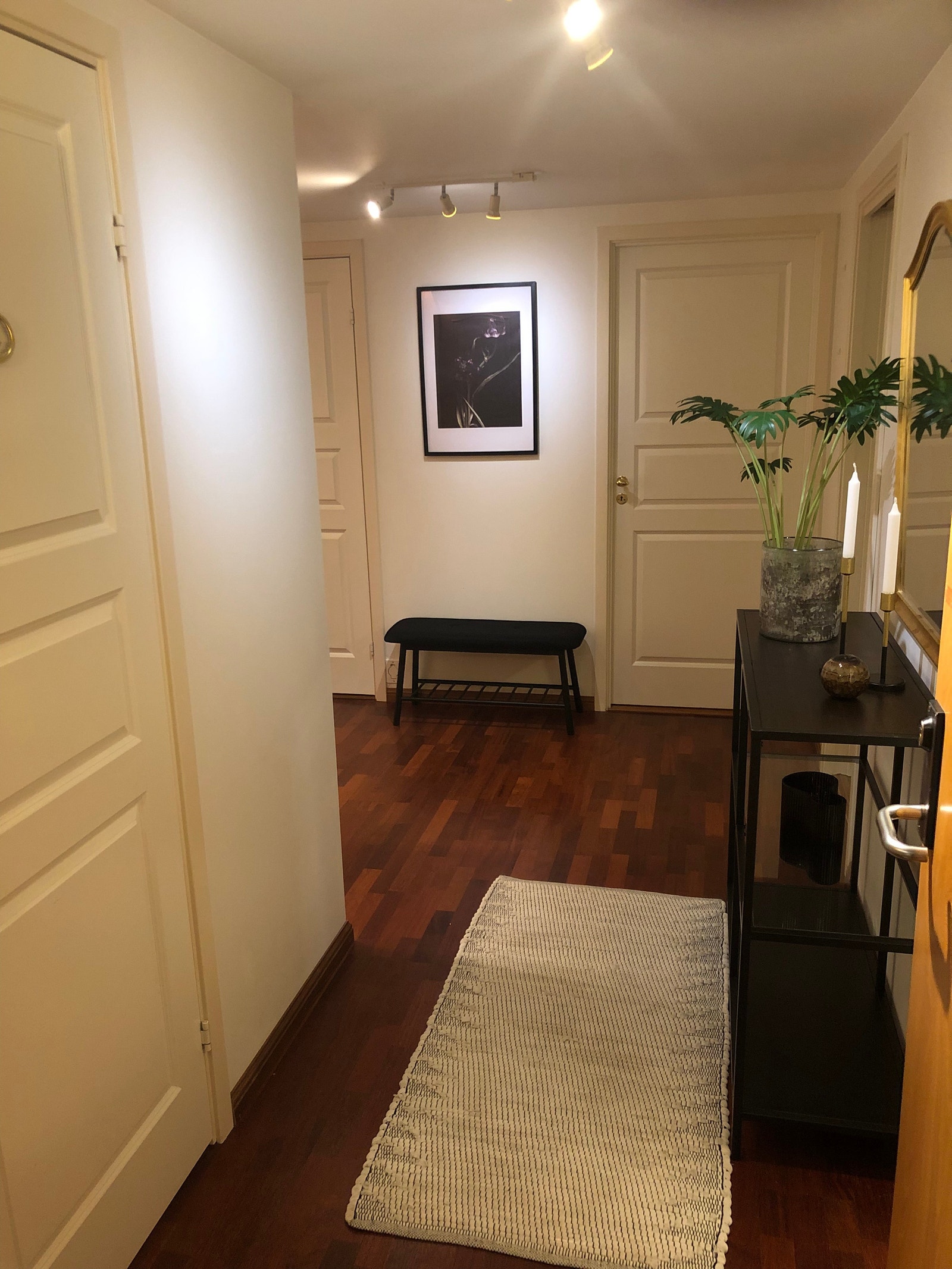 Entre, gang Galleribilde