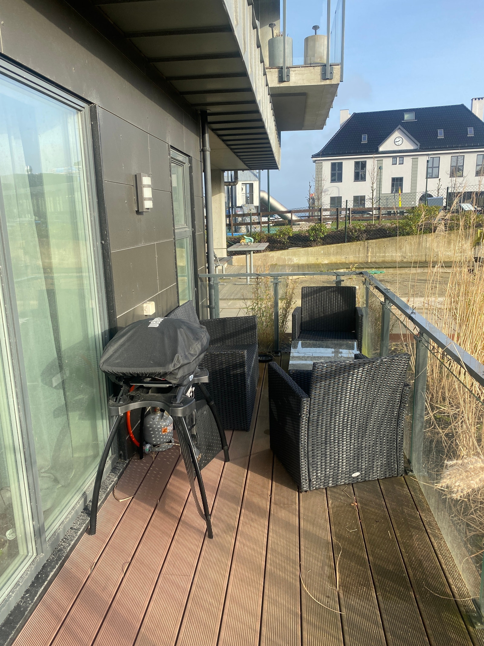 Hagemøblene følger med, men ikke grillen. Galleribilde