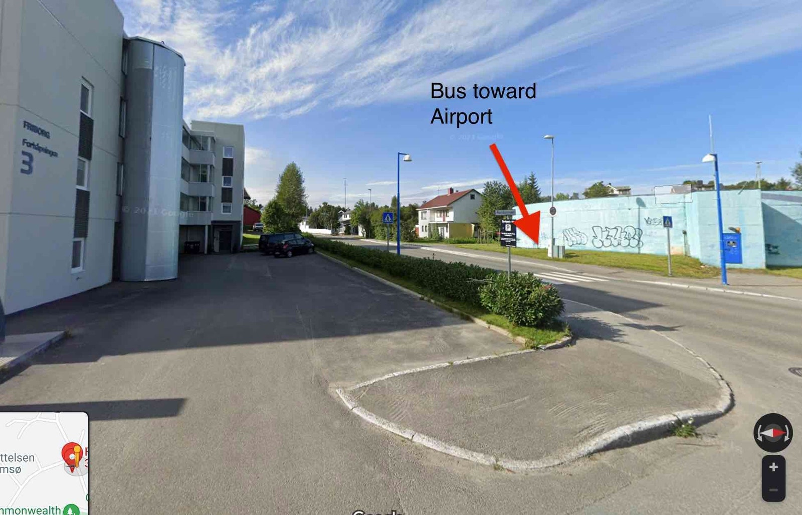 Busstopp sør, rett utenfor Galleribilde