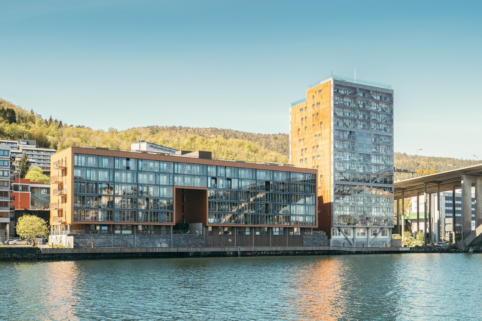 Portalen sameie sett fra Møhlenpris Galleribilde