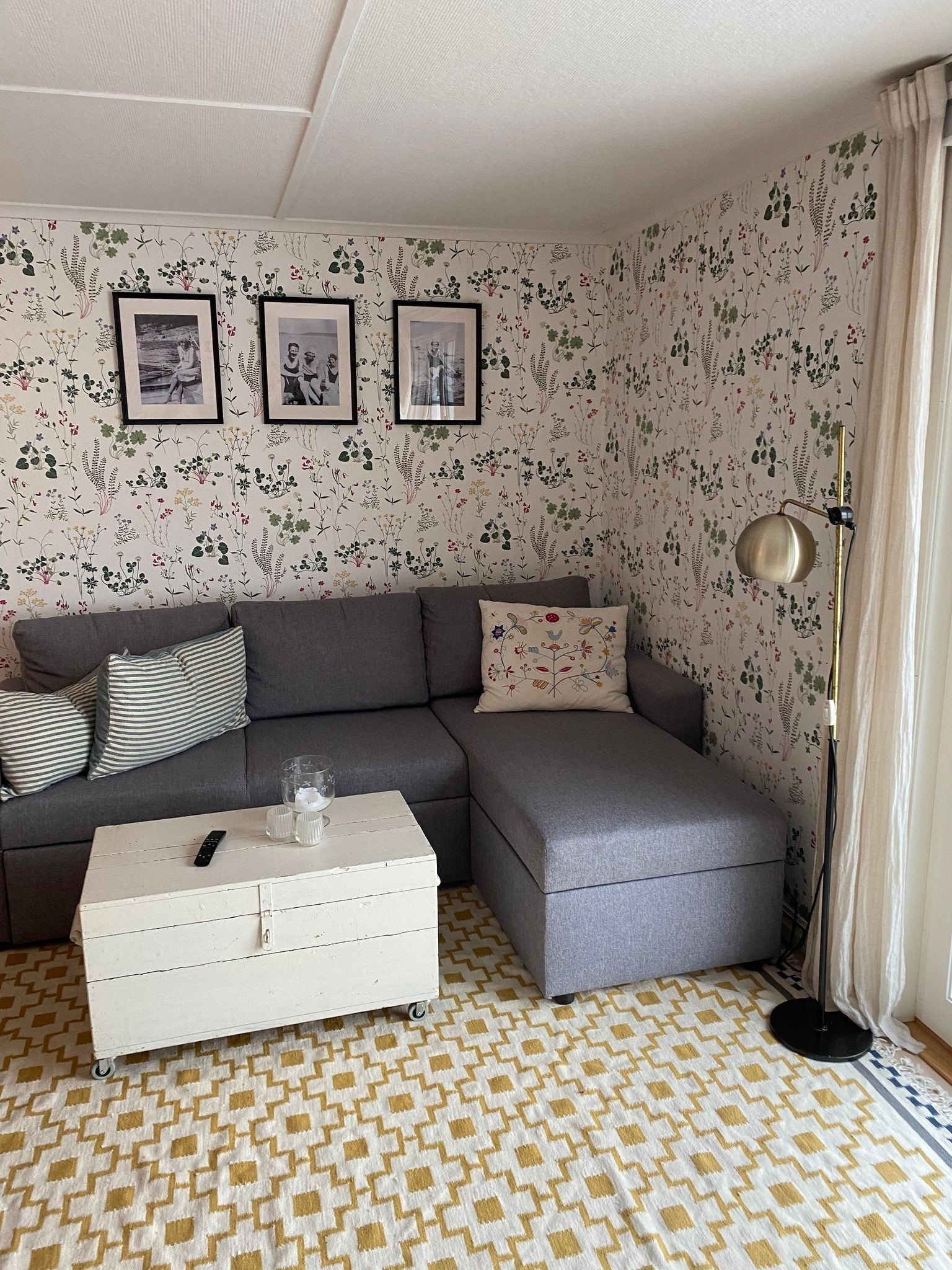 Sovesofa i stue Galleribilde