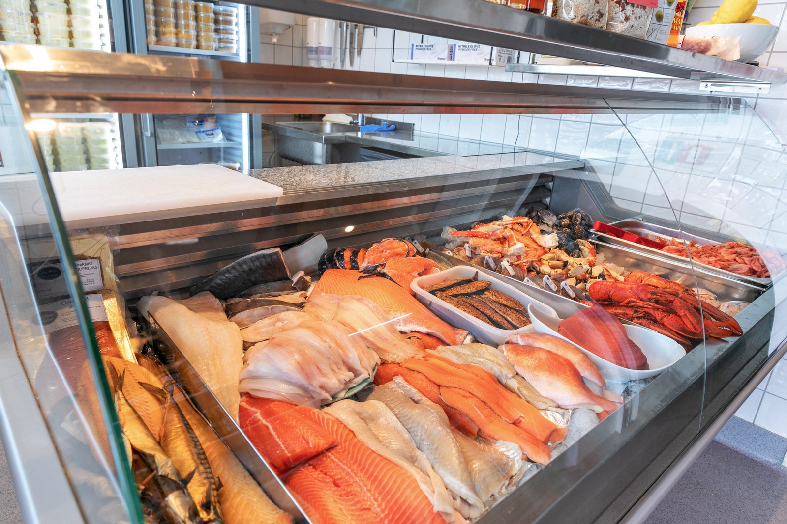 Nyt kortreist deilig sjømat fra Son brygge og fiskebutikk Galleribilde