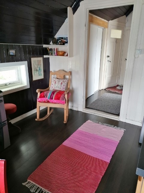 Kjøkken med hvitevarer Galleribilde