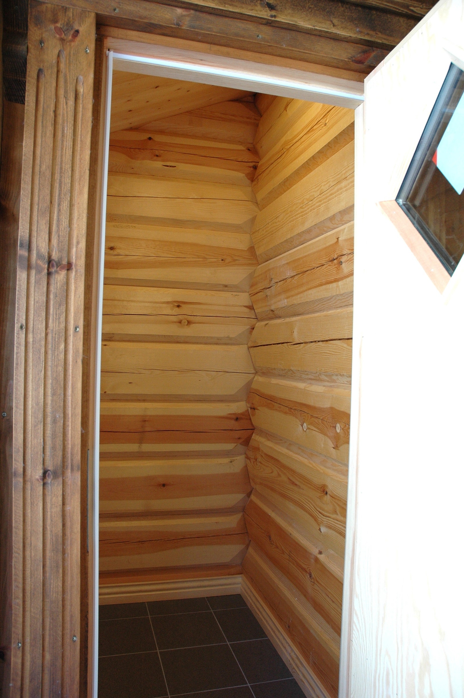 Praktisk, utvendig bod. Galleribilde