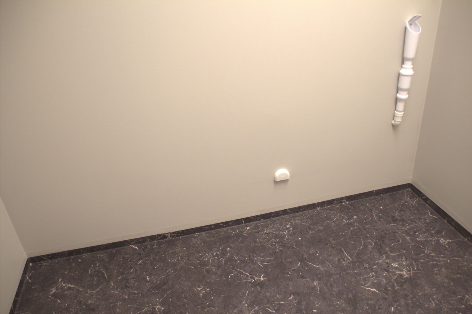 Vaskerom Galleribilde