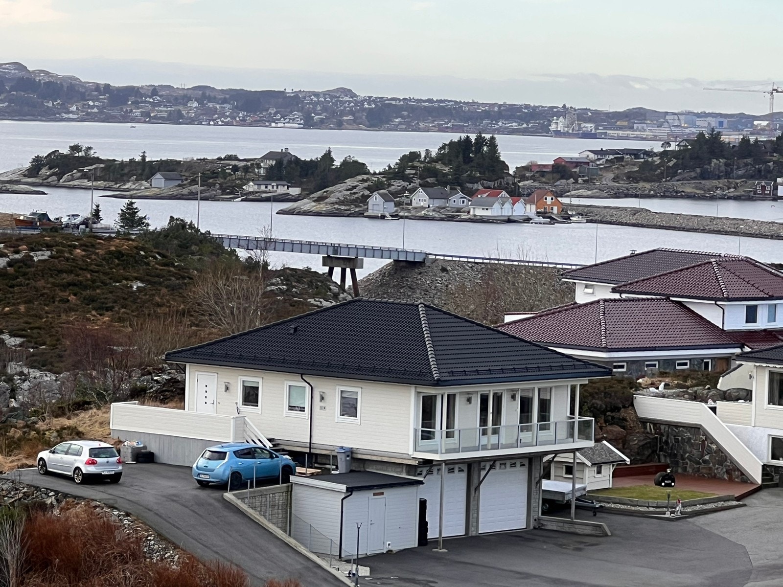 Ramsøy og Ågotnes i bakgrunn Galleribilde