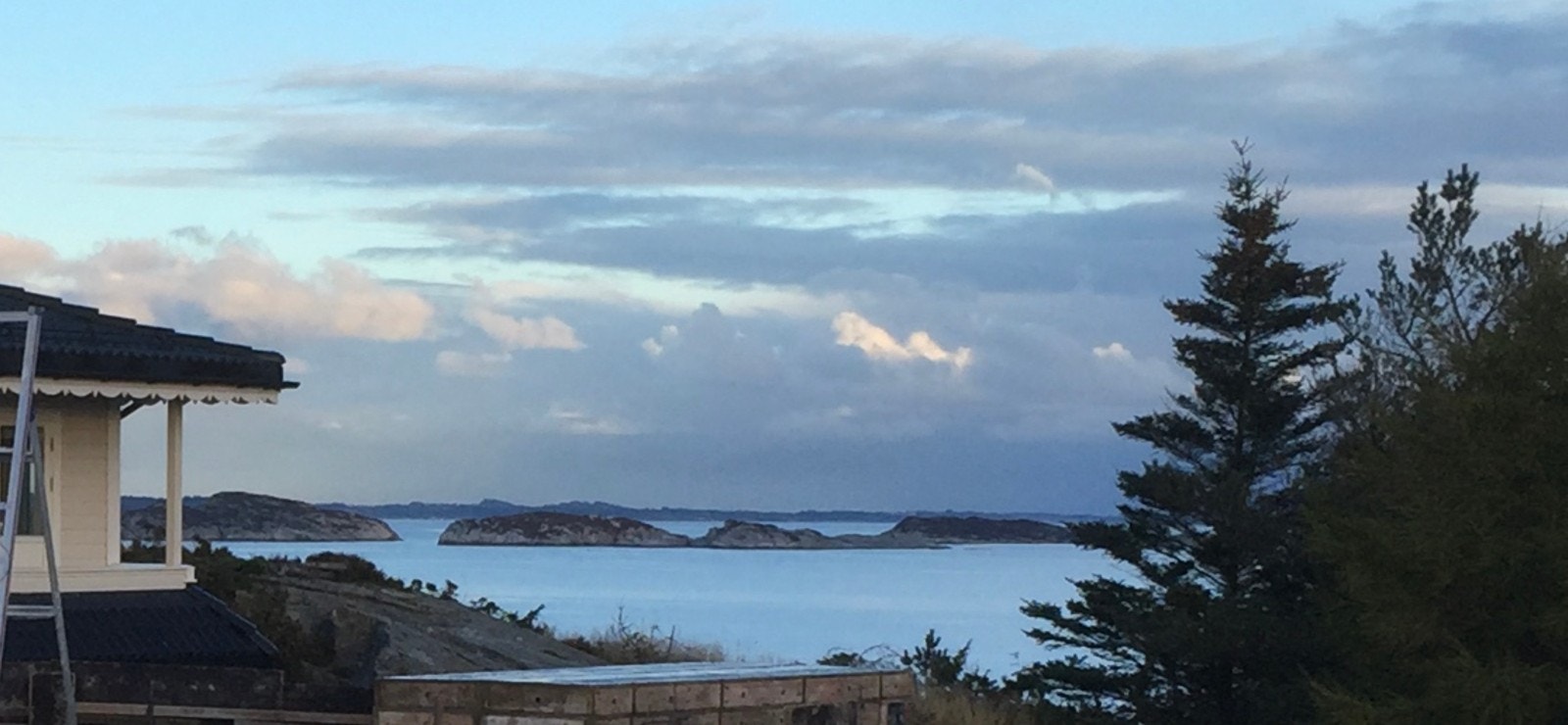 Utsikt fra stue/kjøkken/terrasse Galleribilde