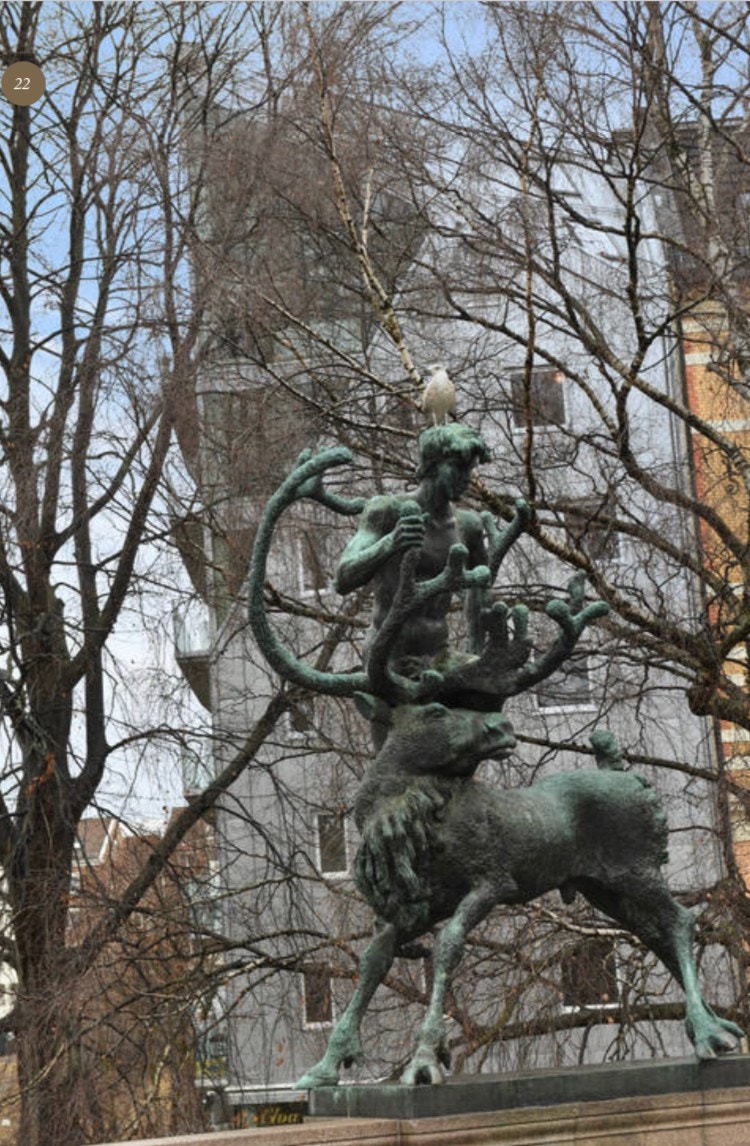 Leiligheten er i toppetasjen over 2 plan Galleribilde