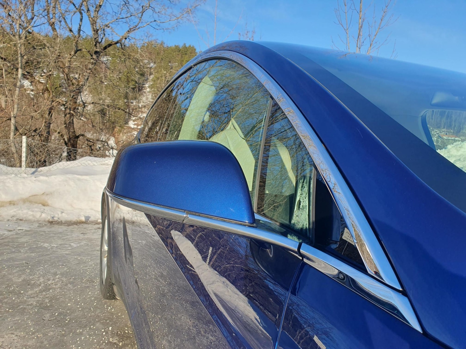 Tesla Model X 22