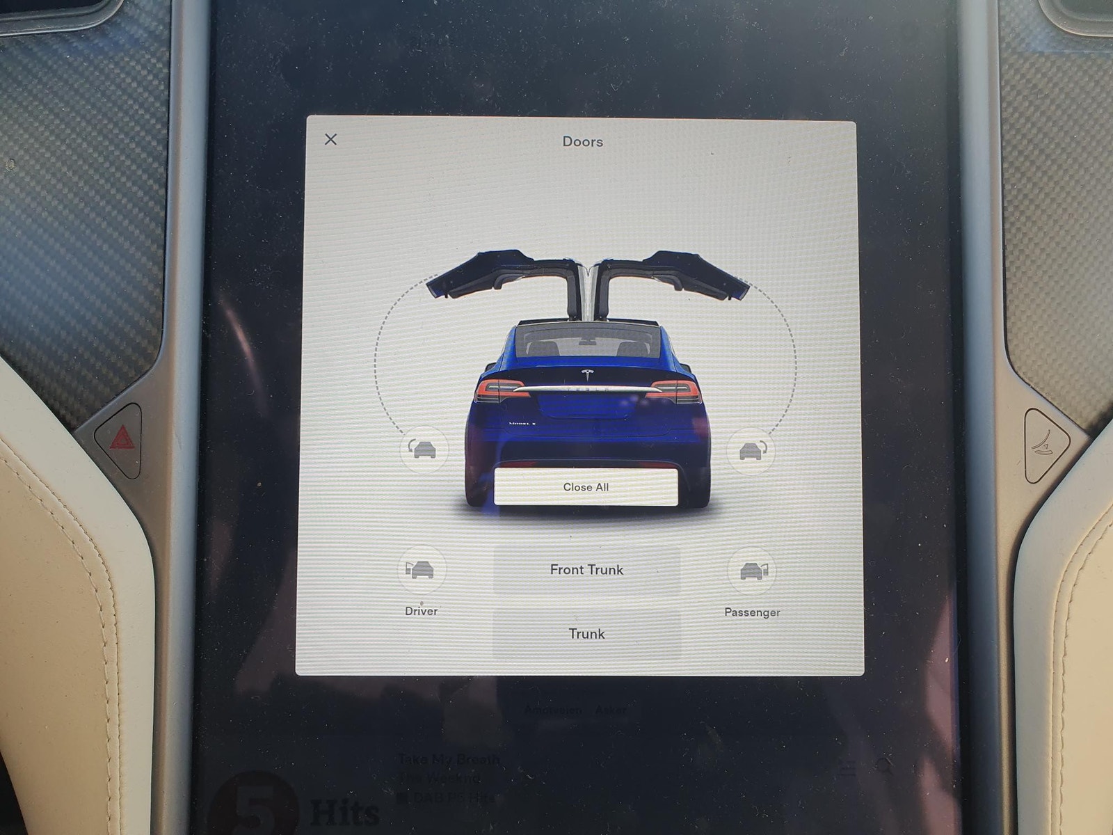 Tesla Model X 30