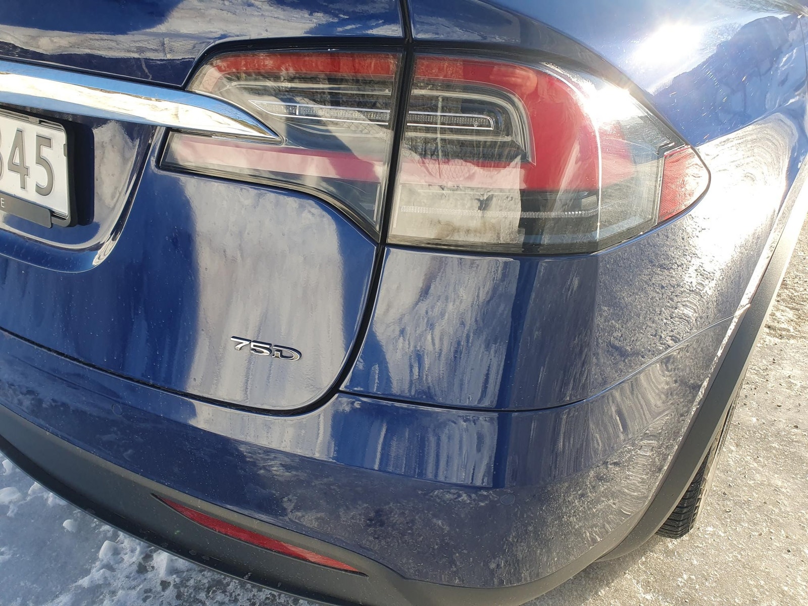 Tesla Model X 25