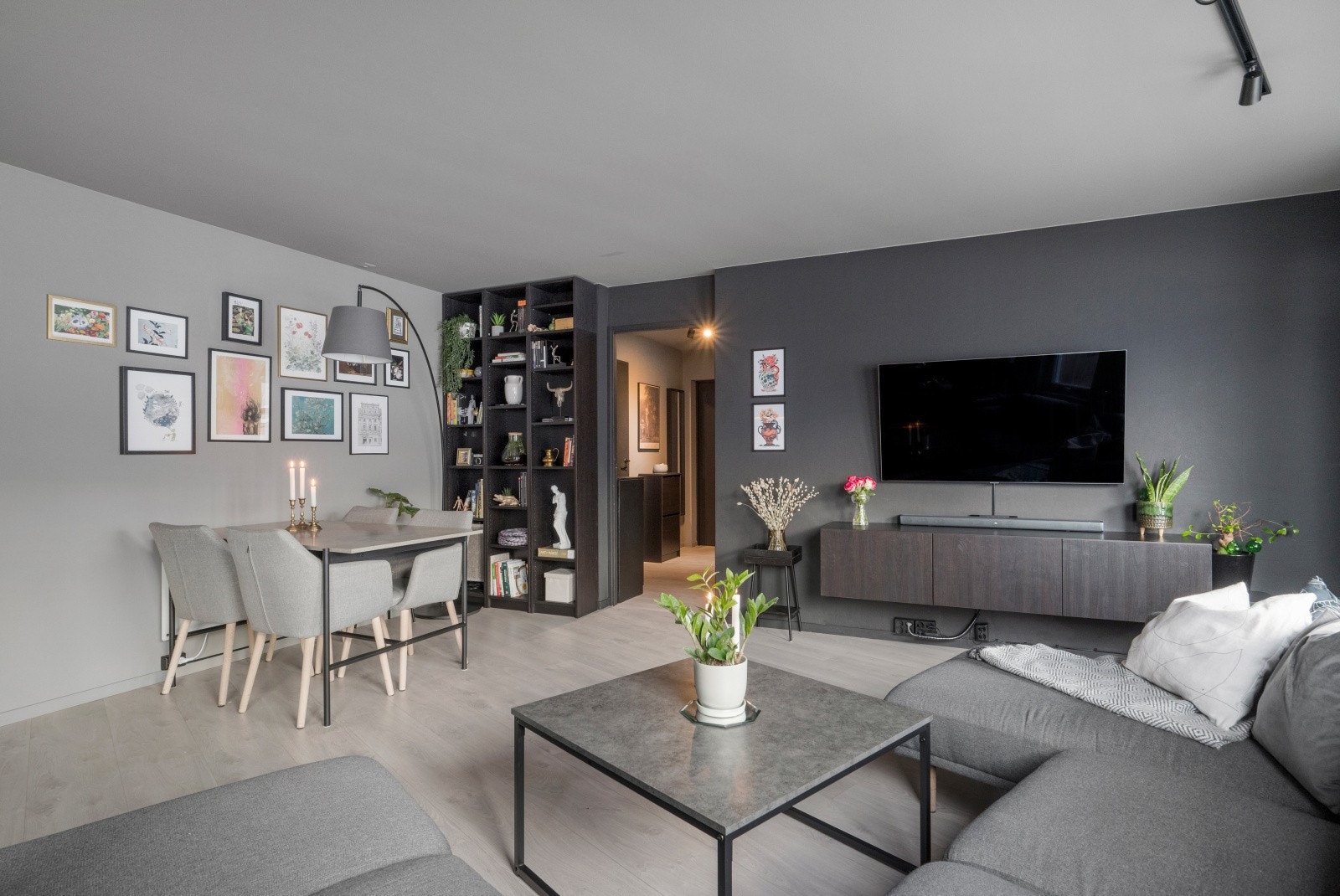 Flott farge- og materialvalg er gjennomgående. Galleribilde