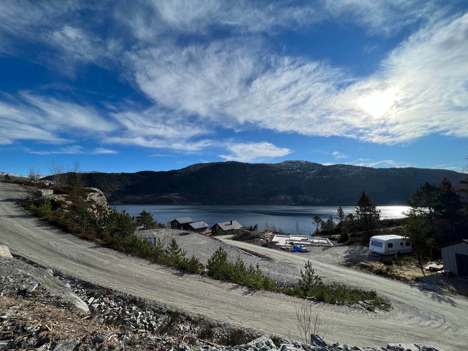 Bilde tatt fra tomten som viser den flotte utsikten Galleribilde