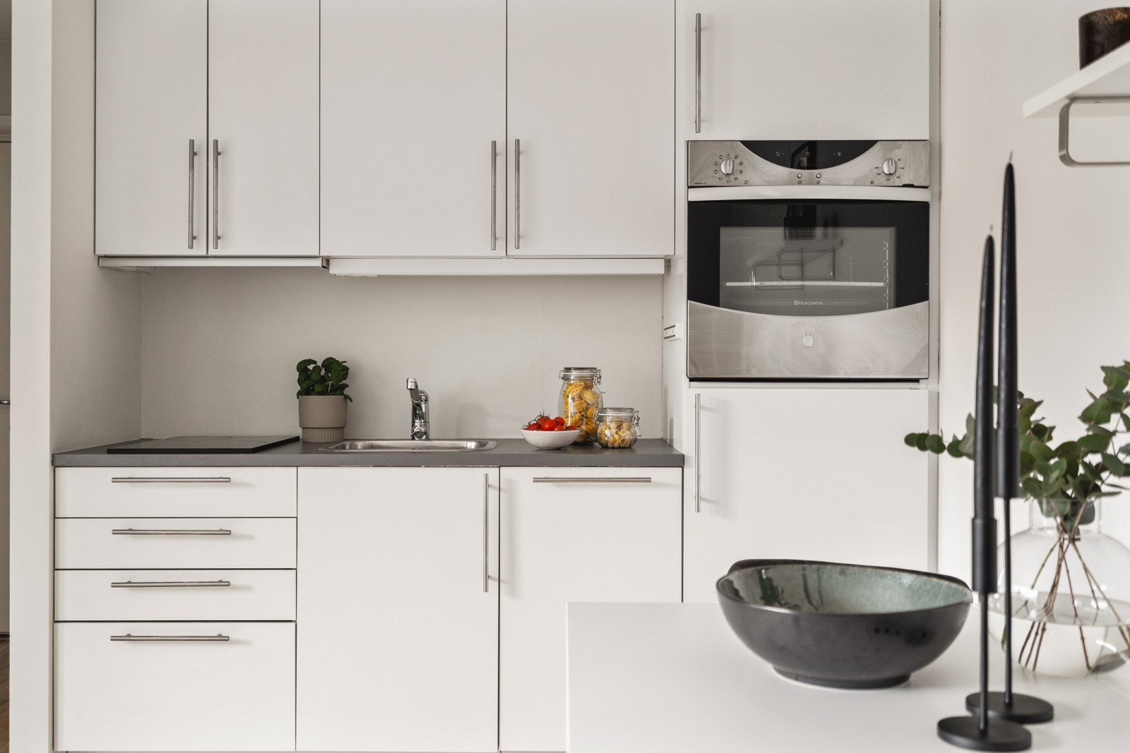 Kjøkkenet har fått tilstandsgrad 1 av takstmann og har en gjennomgående pen standard Galleribilde