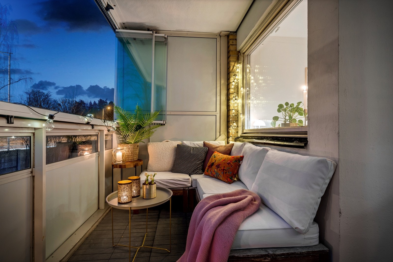 Her har man god plass til utemøblement, grill etc. Galleribilde