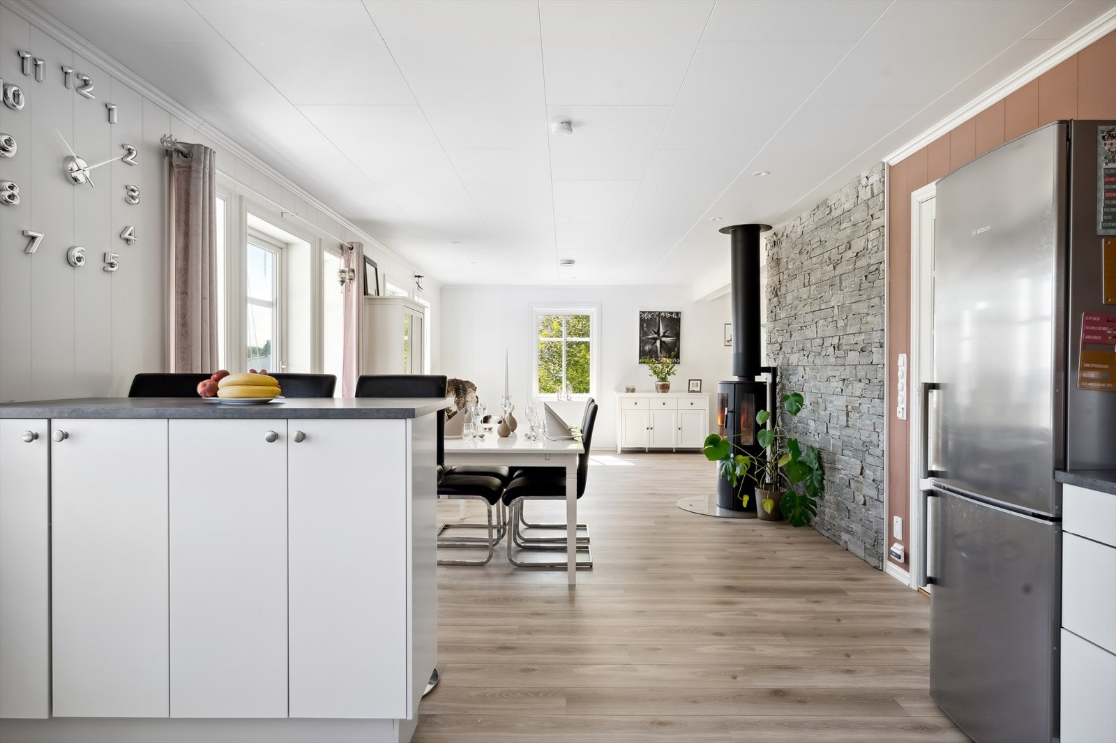 Et åpent herlig kjøkken som passer for deg som liker sosiale romløsninger. Galleribilde