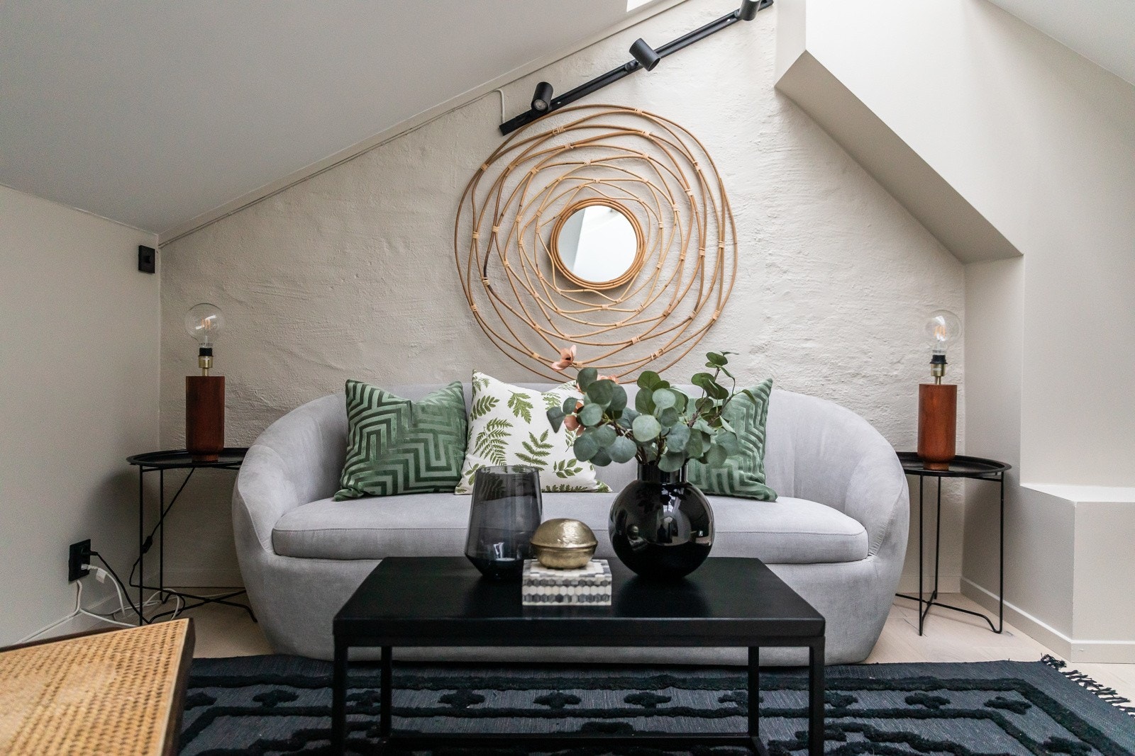 Romslig hems med gulvareal på 12 kvm. Galleribilde