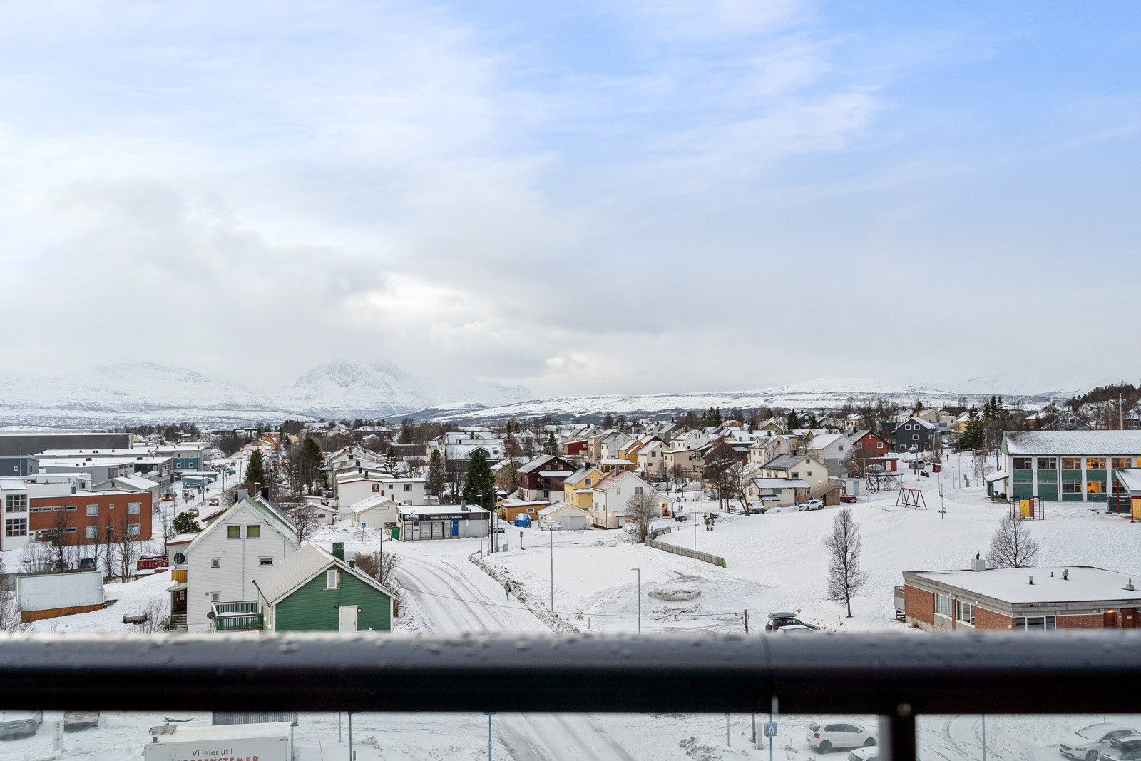 Flott utsikt mot Balsfjord fjellene