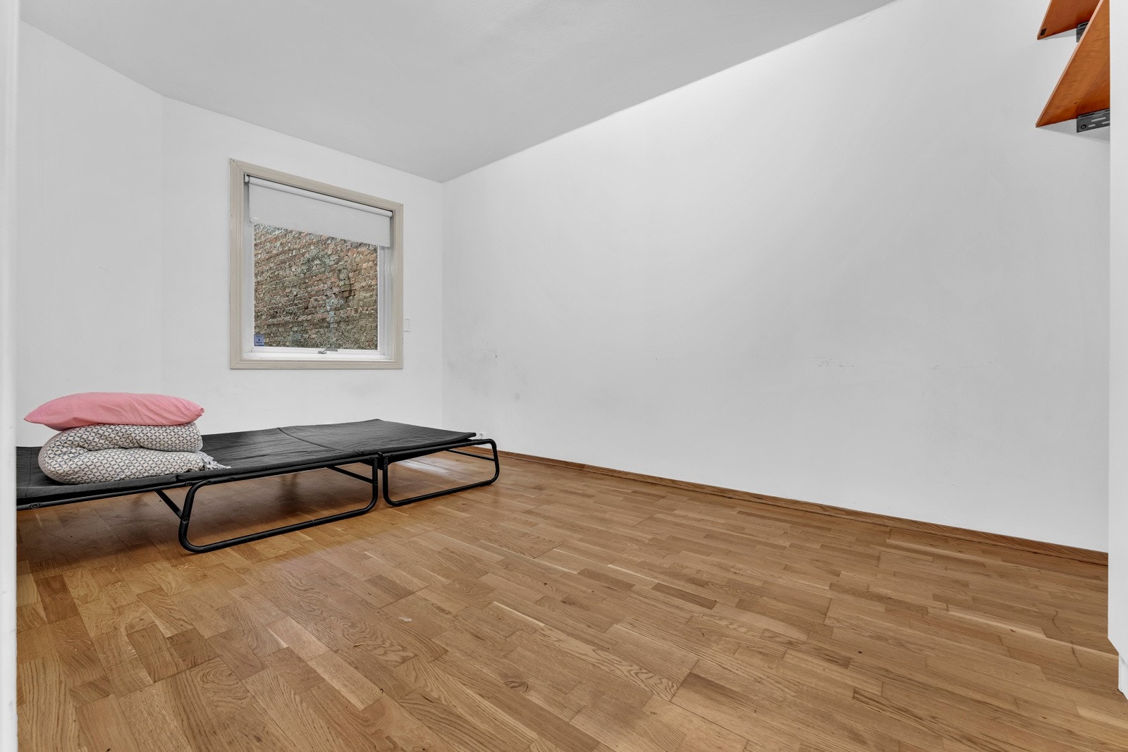 I dag har leiligheten fire soverom med parkett på gulvet. Galleribilde
