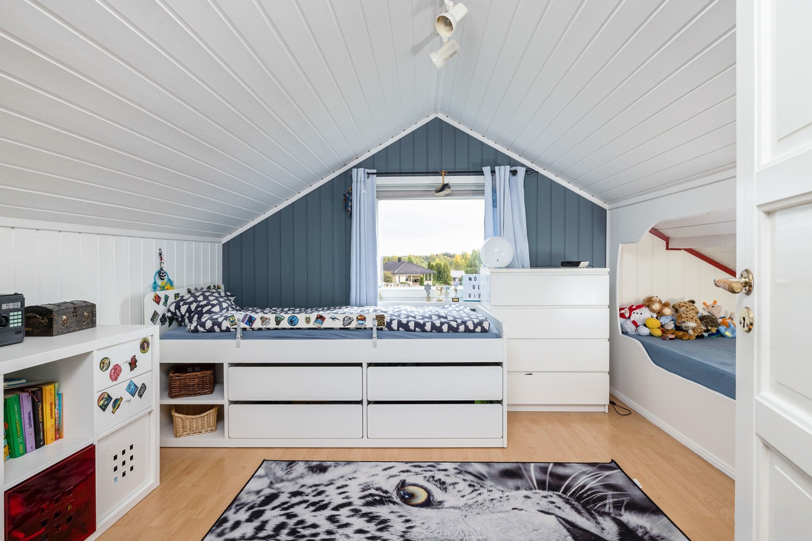 Boligen har 3 soverom i 3.etasje. Galleribilde