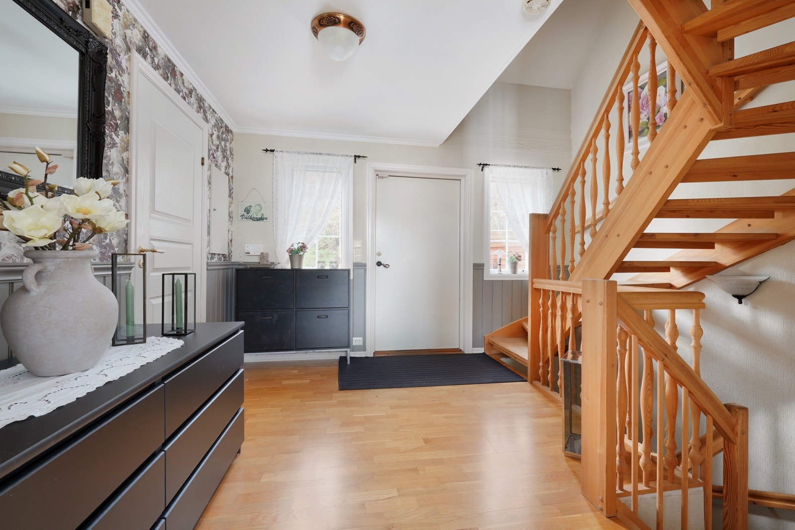 Éntre. Galleribilde