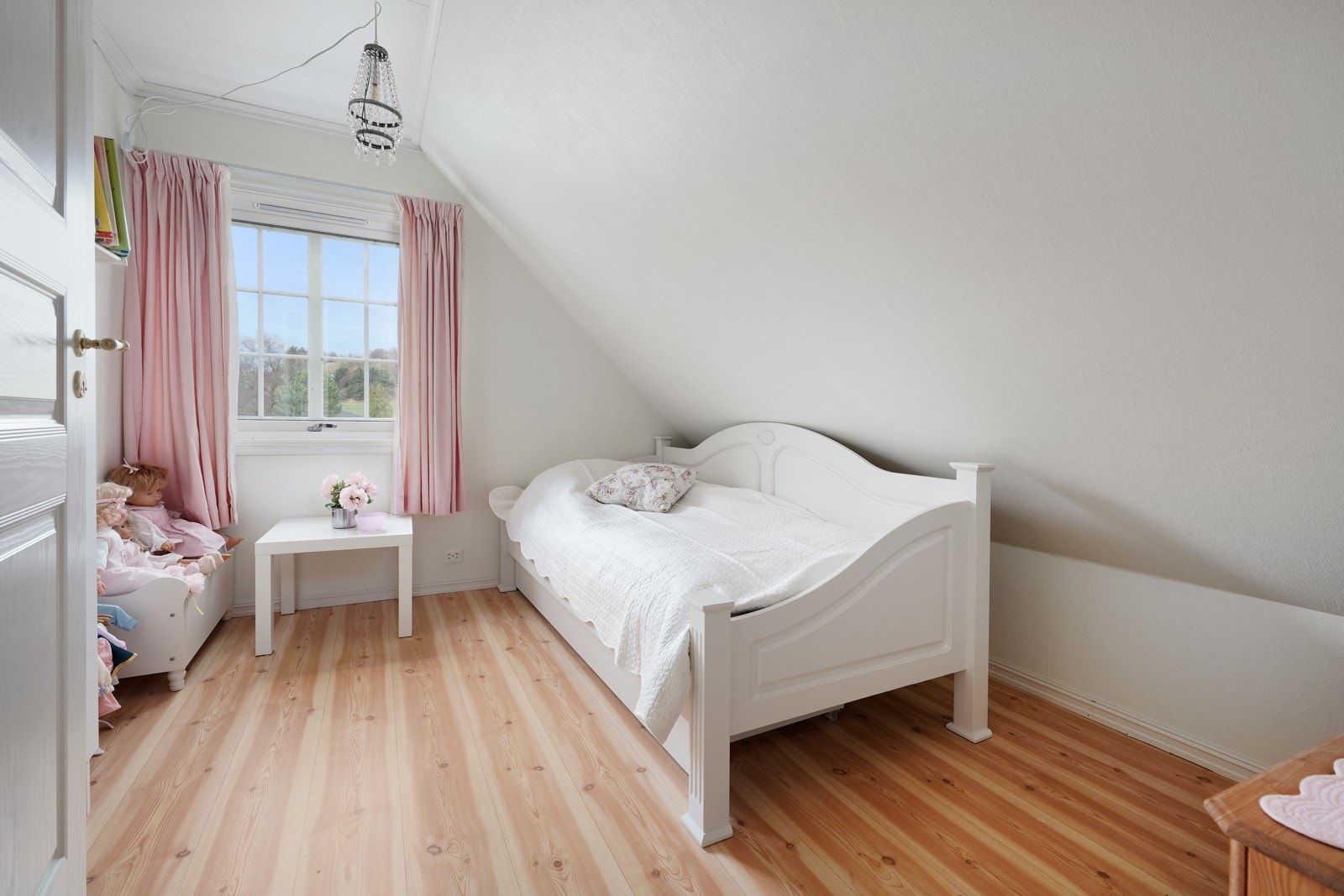 Soverom. Galleribilde