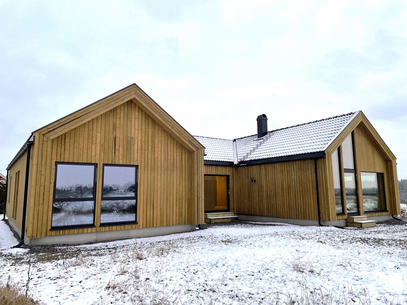 Utvendig kledning kan fås i flere farger og forskjellige utforminger. Galleribilde
