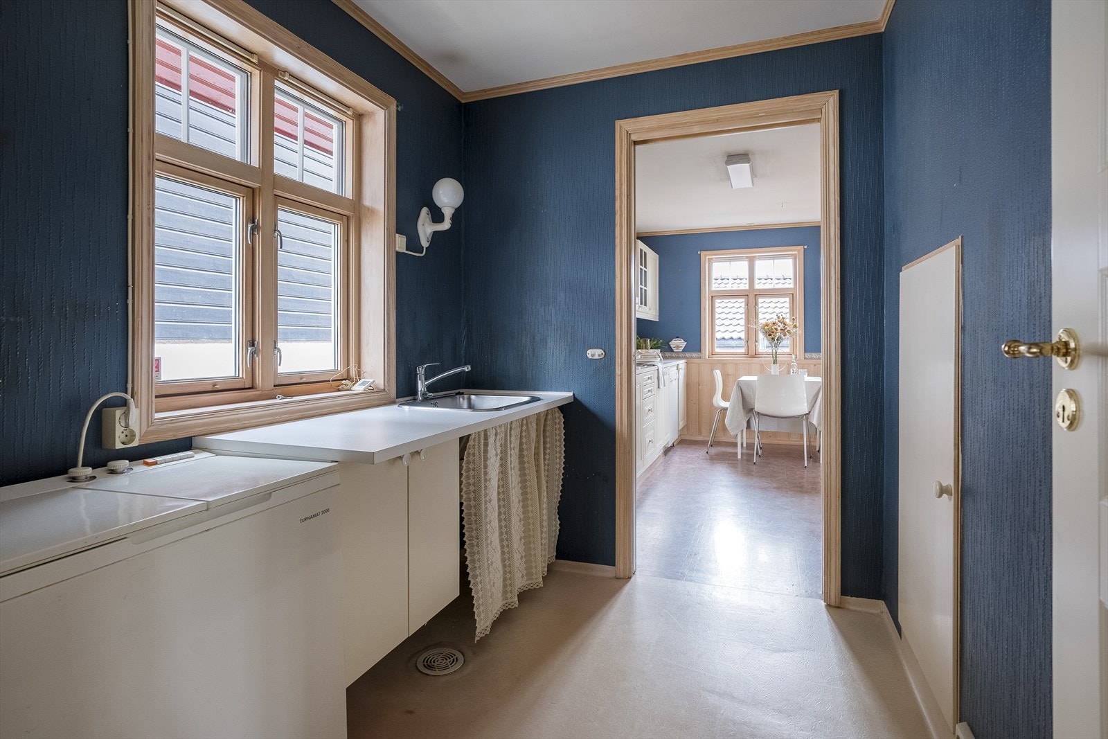 Praktisk grovkjøkken/vaskerom Galleribilde