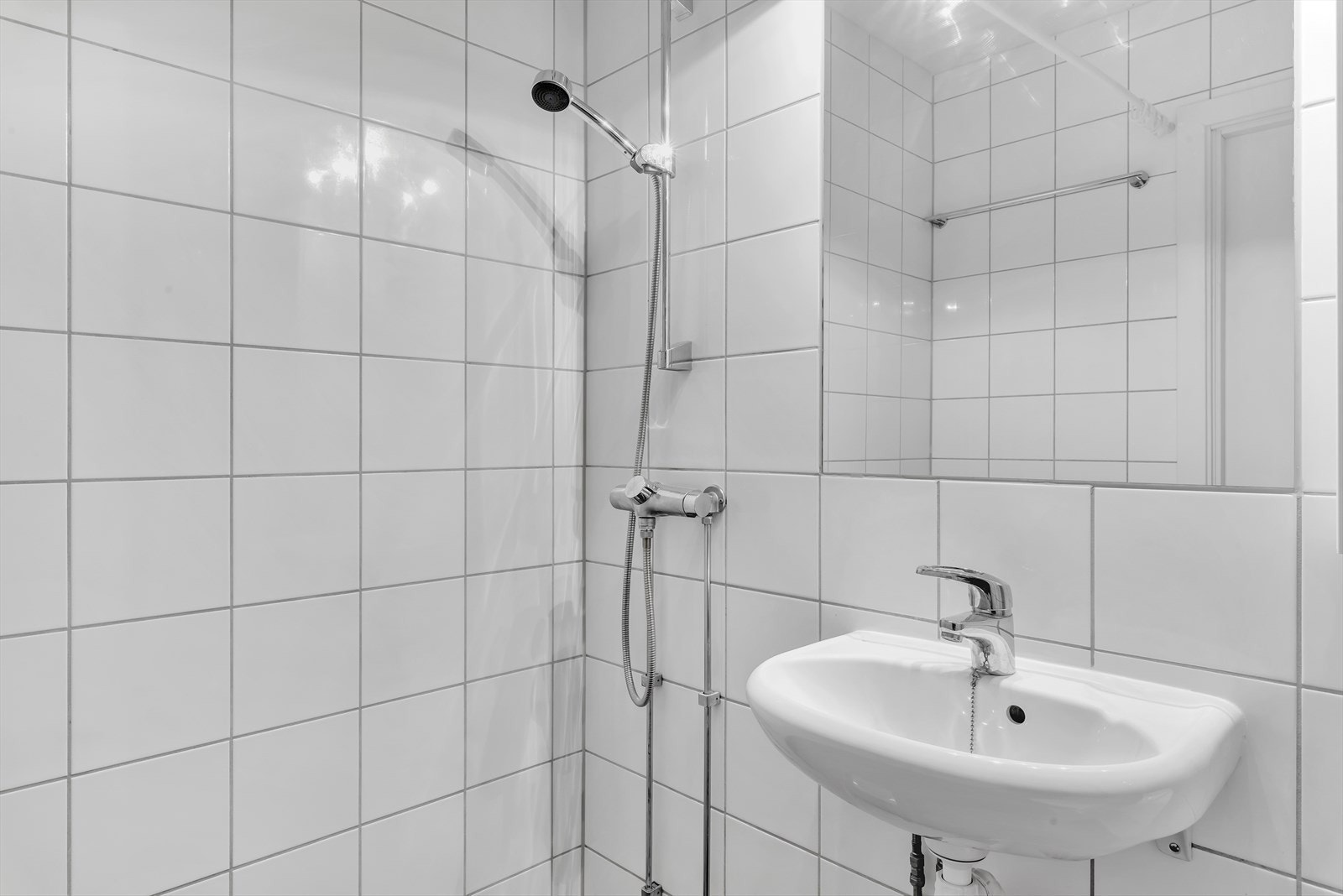 Badet ble flislagt av Eiendomsdrift AS. Galleribilde