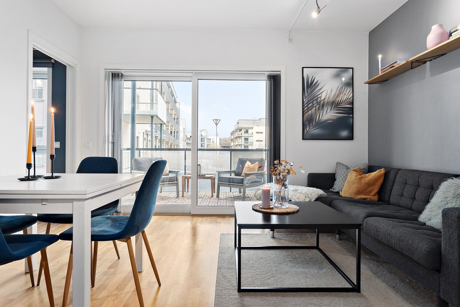 VELKOMMEN TIL EN PEN OG MODERNE 2-ROMS I HÅKON MAGNUSSONS GATE 22! Galleribilde