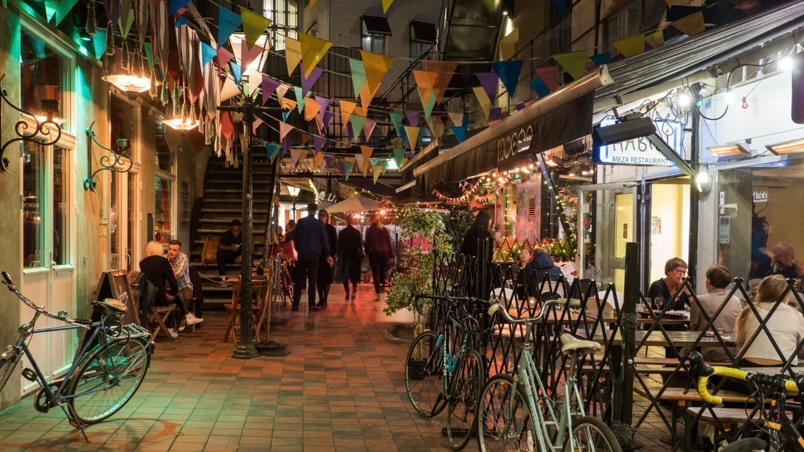 Nærmiljø - Strøget med populært uteliv Galleribilde