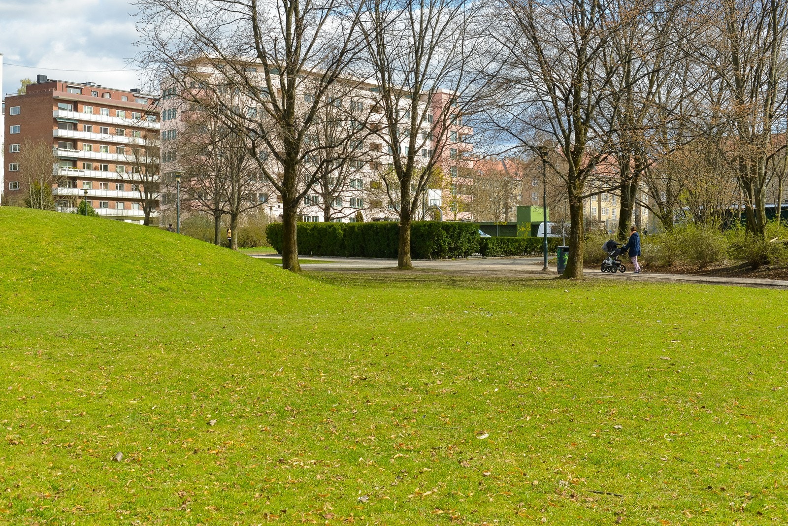 Marienlystparken like nedenfor sameiet Galleribilde