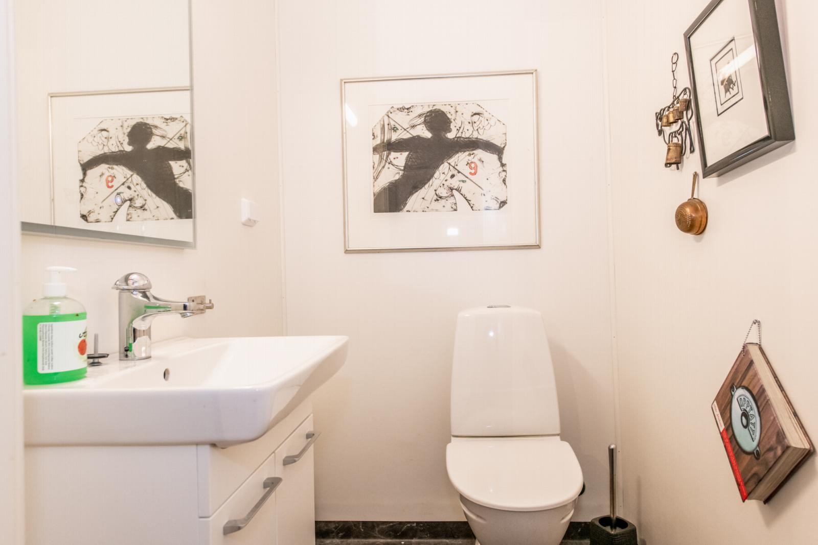 Toalettrom 1. etasje. Galleribilde