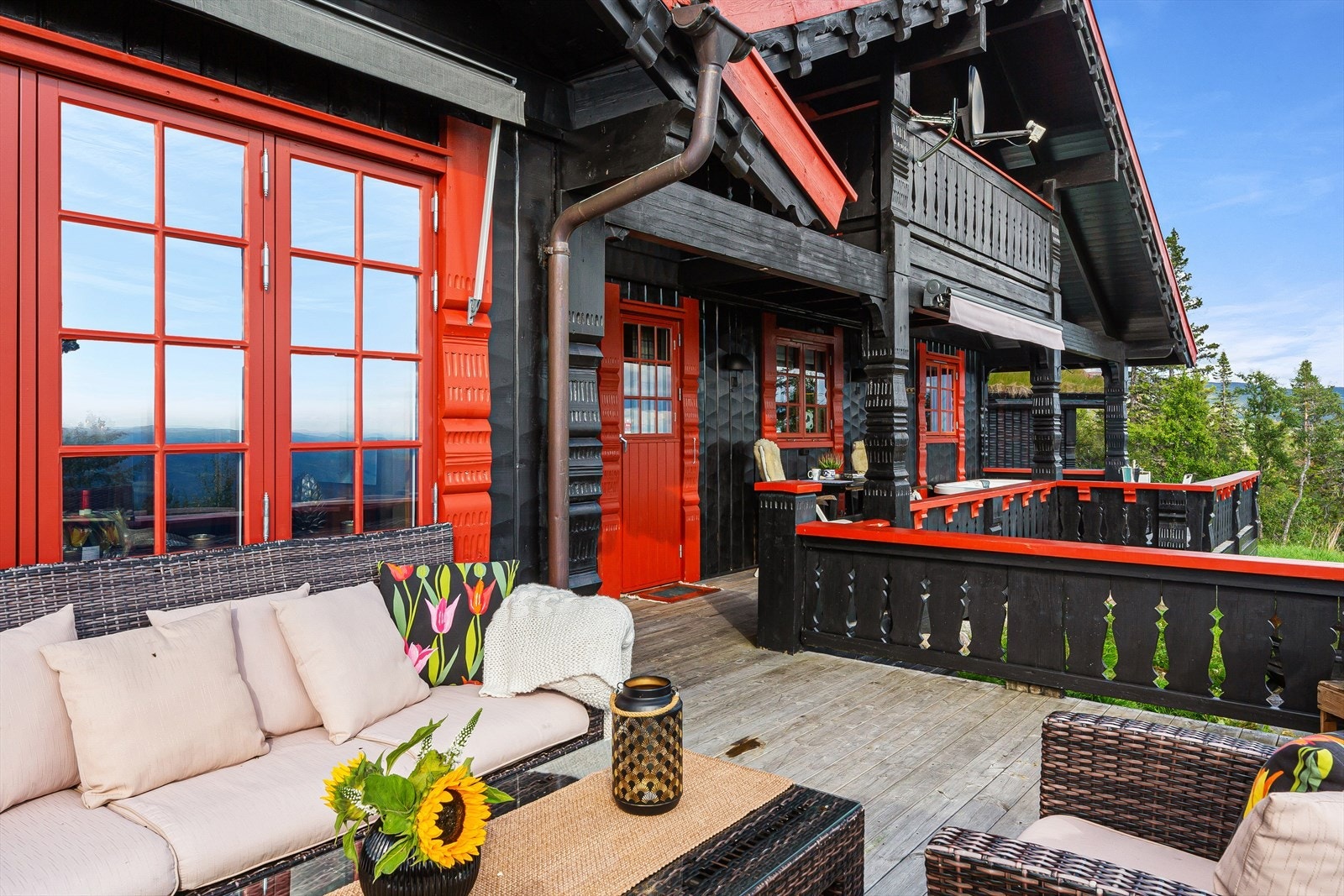 Terrassen har svært gode solforhold. Galleribilde